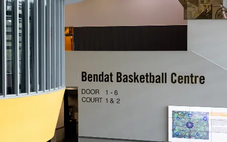 Court sign at Bendat