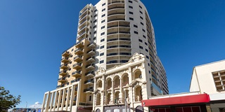 AdinaApartmentHotelBarrackPlaza